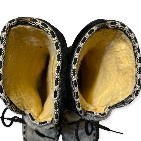 Vintage Snowland Cozy Boots size 6 - Picture 6 of 7